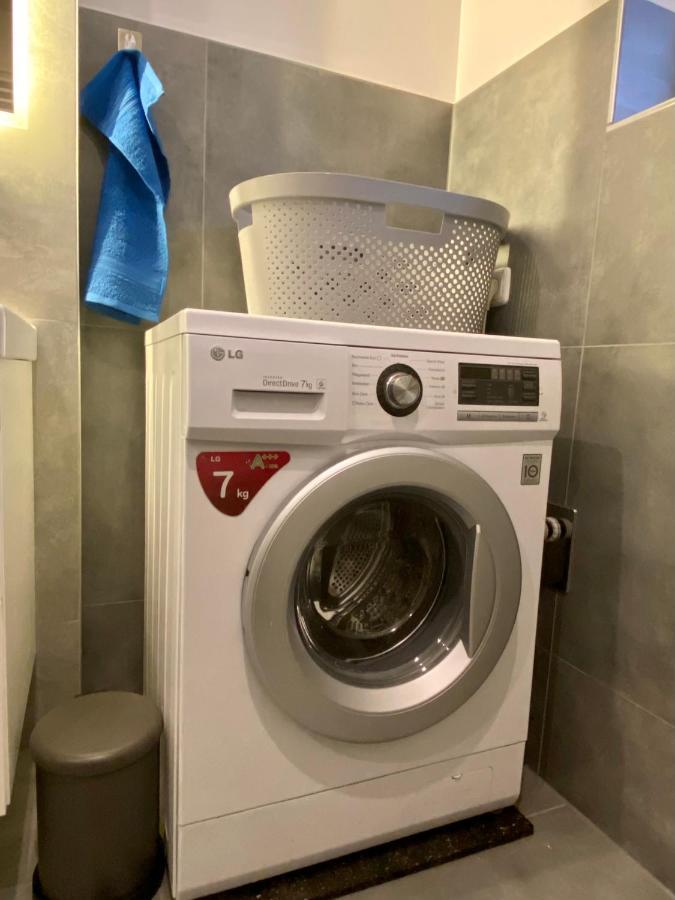 Traumhafte 115 Qm Ferienwohnung Am Steinhuder Meer, Ruhig, Komfortabel, Loggia, Parkplatz, Wifi Wunstorf Buitenkant foto