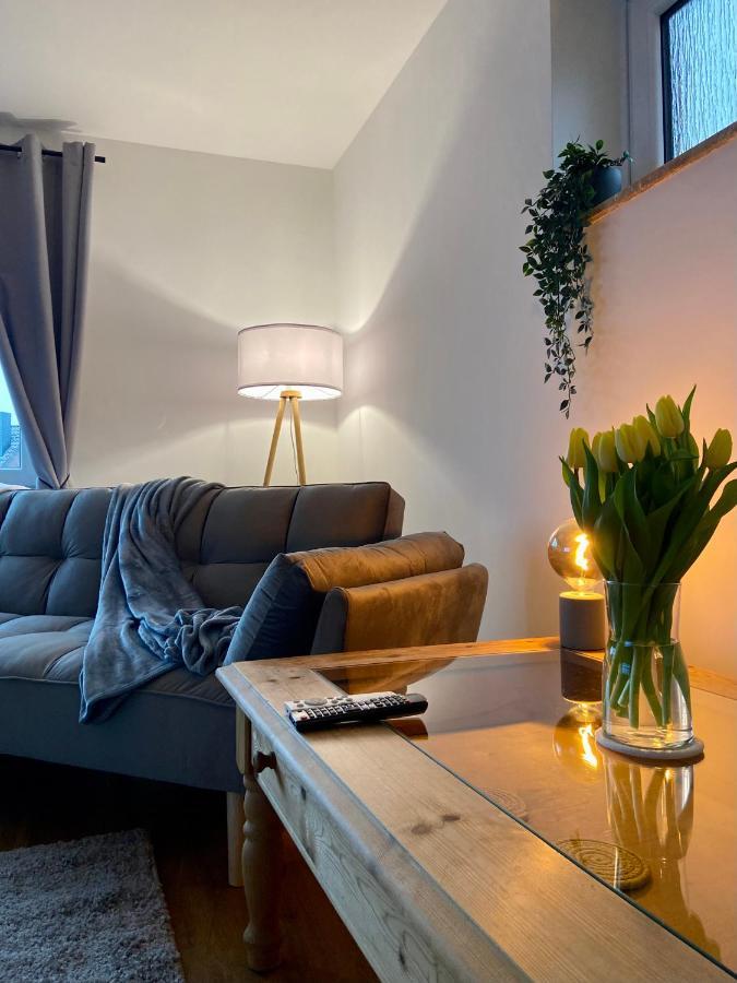 Traumhafte 115 Qm Ferienwohnung Am Steinhuder Meer, Ruhig, Komfortabel, Loggia, Parkplatz, Wifi Wunstorf Buitenkant foto